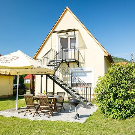 Holiday Home Emi - Bac110 By Interhome Badacsonytomaj Bagian luar foto